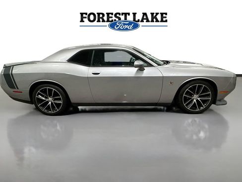 Used 2016 Dodge Challenger R/T Scat Pack image 8