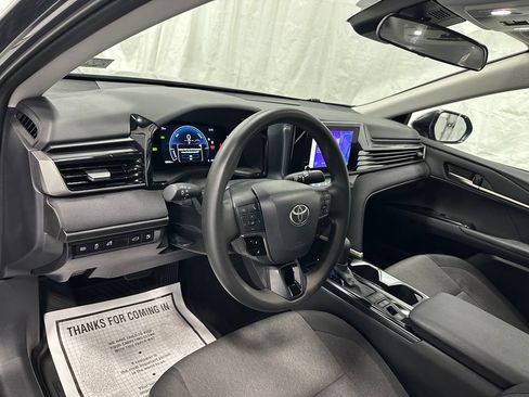 Used 2026 Toyota Camry LE FWD image 15