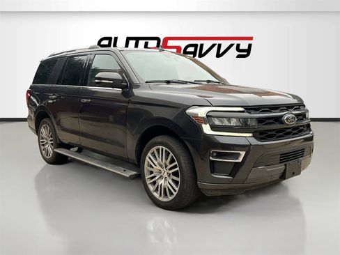 Used 2024 Ford Expedition Limited image 1