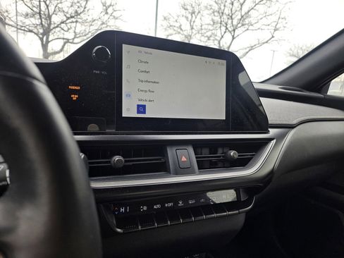 Used 2023 Lexus UX 250h F Sport w/ Accessory Package (Z1) image 13