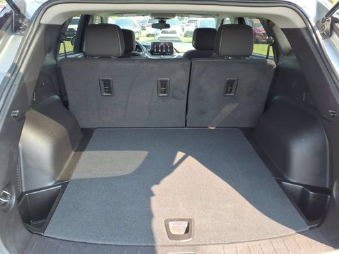 Used 2023 Chevrolet Blazer LT w/ LPO, Floor Liner Package FWD image 18