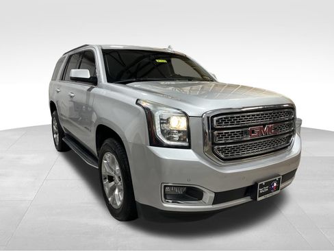 Used 2017 GMC Yukon SLE w/ SLE Value Package RWD image 3
