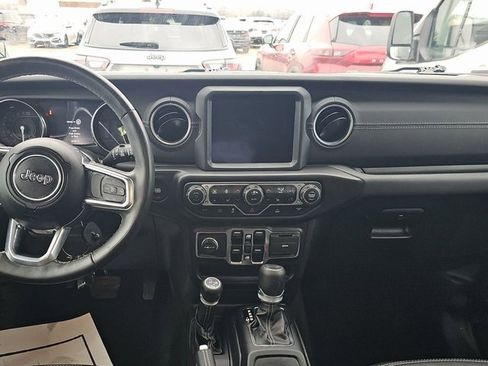 Used 2022 Jeep Wrangler Unlimited Sahara w/ Cold Weather Group image 6