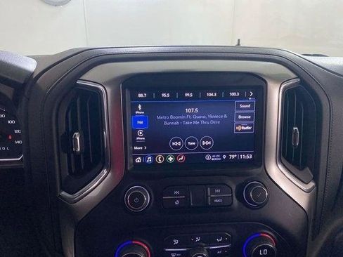 Used 2021 Chevrolet Silverado 1500 LT Trail Boss w/ Convenience Package II AWD/4WD image 44