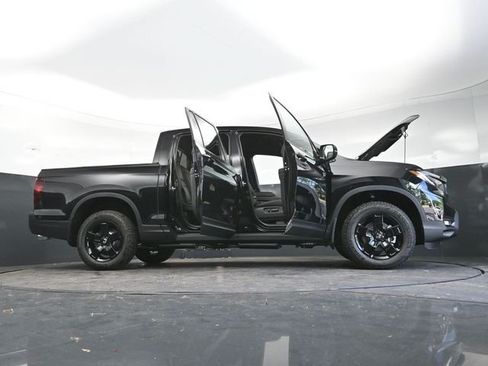 New 2026 Honda Ridgeline Black Edition image 38