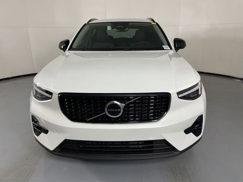 New 2025 Volvo XC40 B5 Plus w/ Protection Package Premier image 3