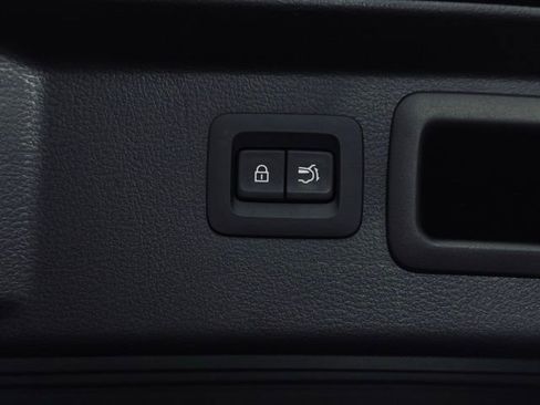 Used 2025 MAZDA CX-50 AWD 2.5 S w/ Premium Package image 13