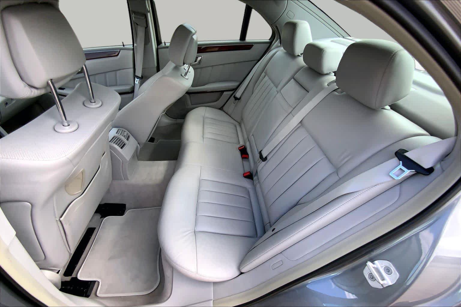 Used 2013 Mercedes-Benz E 350 Sedan image 19