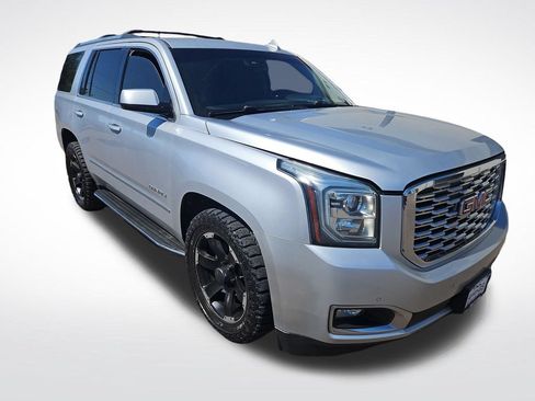 Used 2018 GMC Yukon Denali AWD/4WD image 7