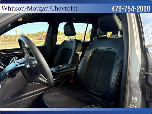 Used 2023 Jeep Grand Cherokee L Laredo image 11