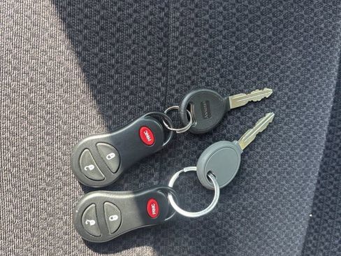 Used 2004 Dodge Ram 1500 Truck SLT w/ Quad Cab Value Group RWD image 20