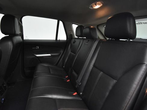 Used 2013 Ford Edge Limited FWD image 18