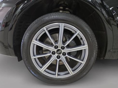 Used 2022 Audi SQ5 Premium Plus w/ Premium Plus Package AWD/4WD image 8