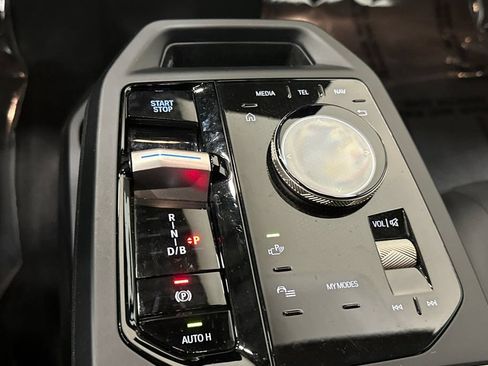 Certified 2024 BMW iX xDrive50 w/ Sport Package AWD/4WD image 25