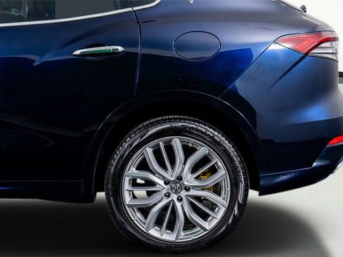 Used 2022 Maserati Levante GT image 17