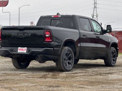 New 2026 RAM 1500 4x4 Crew Cab image 3