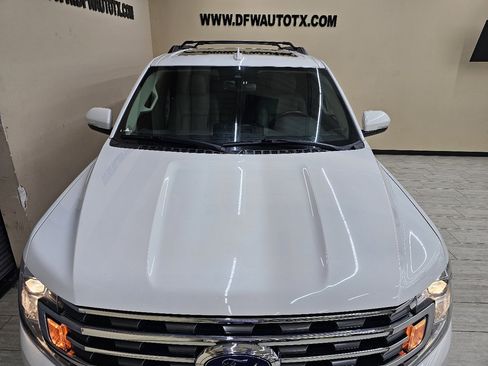 Used 2020 Ford Expedition XLT w/ Equipment Group 202A image 4