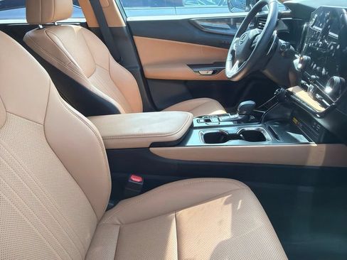 Used 2026 Lexus NX 350h AWD w/ Accessory Package (2T) image 18