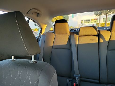 Used 2025 Toyota Corolla LE w/ Convenience Package image 20