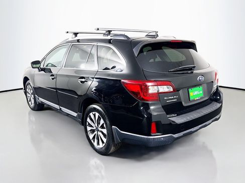 Used 2017 Subaru Outback 3.6R Touring w/ Popular Package #5A AWD/4WD image 7