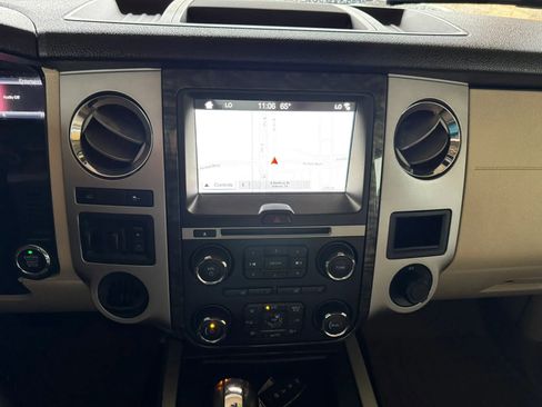 Used 2017 Ford Expedition EL Limited w/ Equipment Group 301A RWD image 13