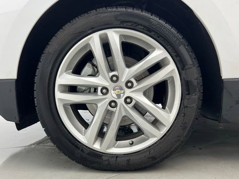 Used 2020 Chevrolet Equinox Premier image 21