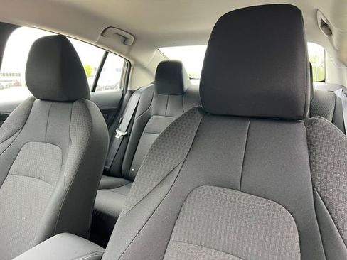 New 2026 Nissan Sentra SV FWD image 8
