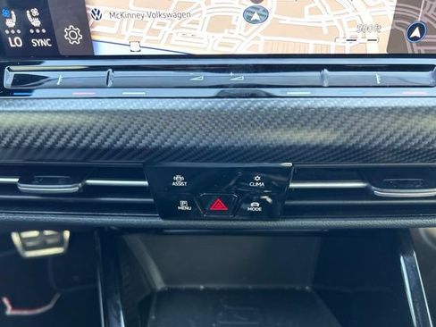 Used 2023 Volkswagen Golf 20th Anniversary Edition AWD/4WD image 17