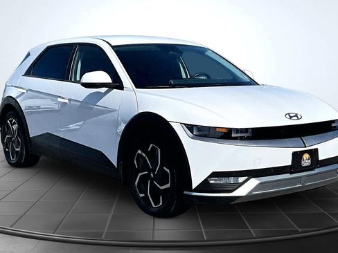 Used 2023 Hyundai Ioniq 5 SEL w/ Cargo Package AWD/4WD image 22