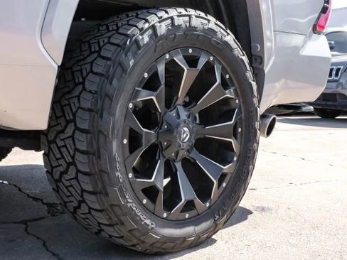Used 2024 Toyota Tundra Capstone AWD/4WD image 76