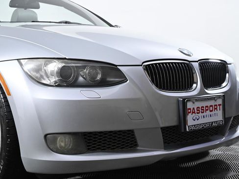 Used 2008 BMW 335i Convertible image 4
