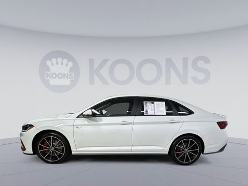 Used 2025 Volkswagen Jetta GLI Autobahn image 8