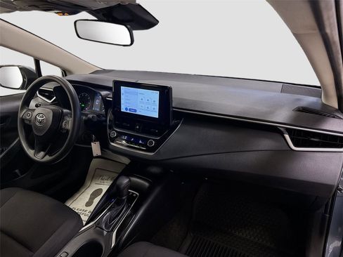 Used 2023 Toyota Corolla LE image 26