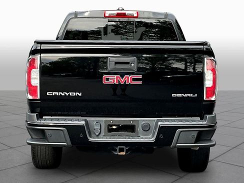 Used 2019 GMC Canyon Denali image 5
