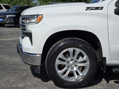 Certified 2024 Chevrolet Silverado 1500 LTZ w/ LTZ Convenience Package II AWD/4WD image 9