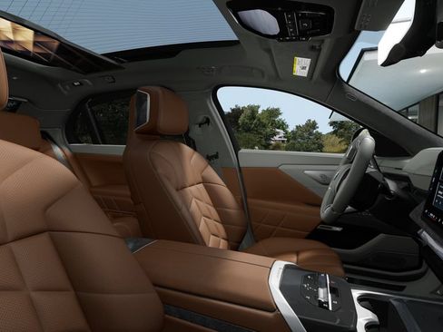 New 2027 BMW i7 xDrive50 AWD/4WD image 9