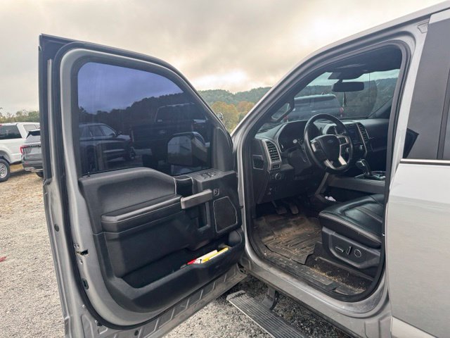 Used 2020 Ford F150 Platinum w/ Equipment Group 701A Luxury AWD/4WD image 10