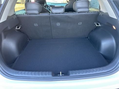 Used 2024 Kia Niro EX image 15