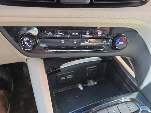 Used 2021 Buick Envision Preferred FWD image 20