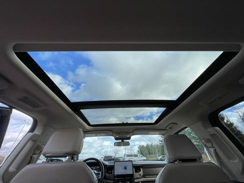 Used 2024 Ford Expedition Max Limited image 27