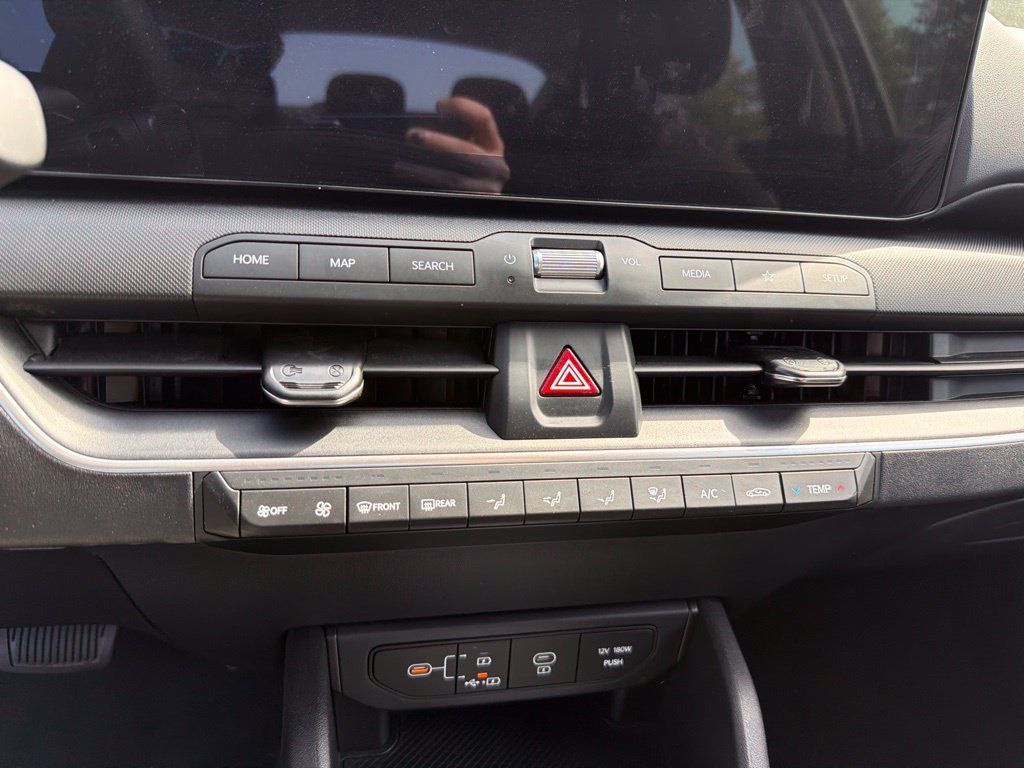 Used 2026 Kia K4 FWD image 14