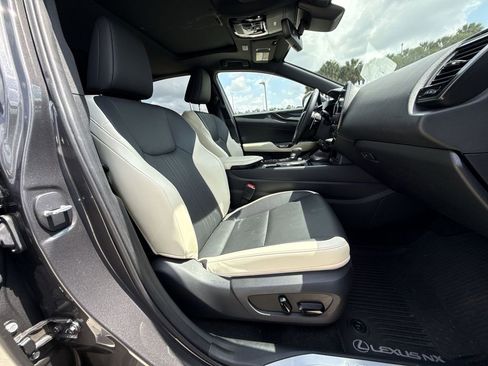 Used 2022 Lexus NX 250 FWD image 16