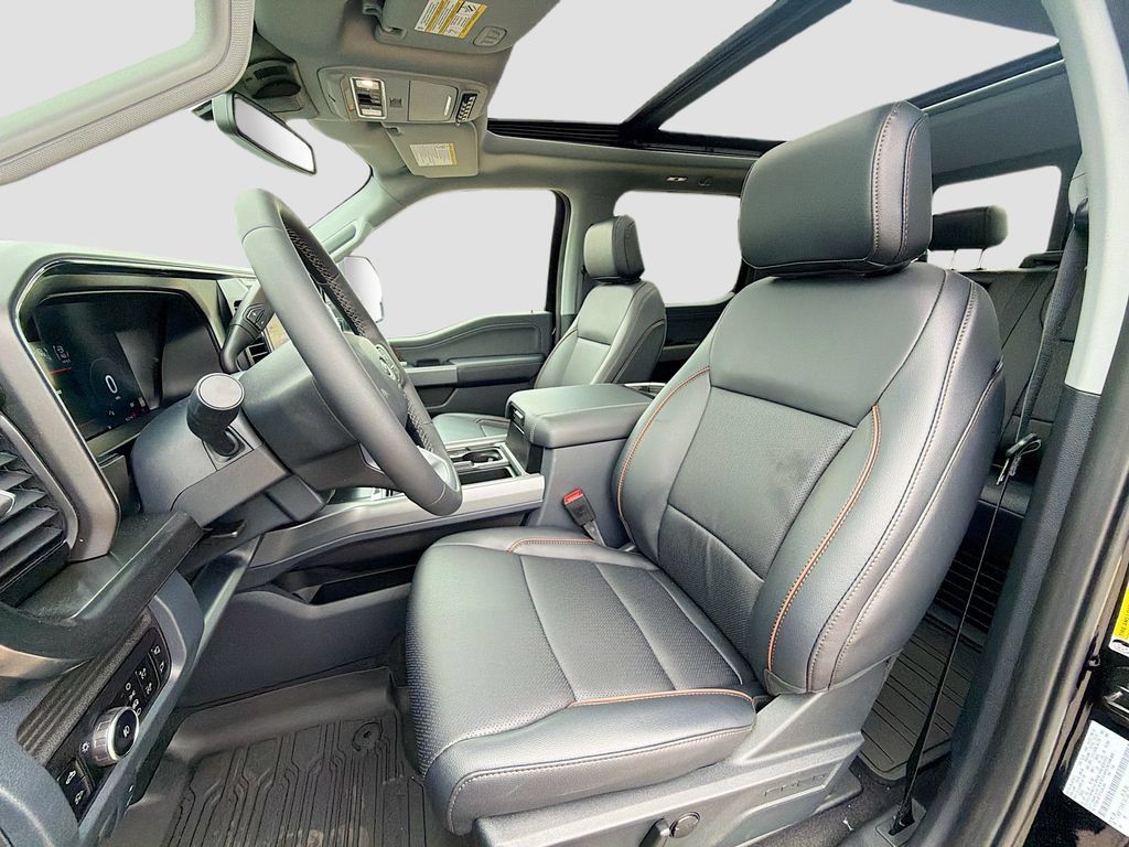 New 2026 Ford F350 Lariat w/ Lariat Premium Package AWD/4WD image 24