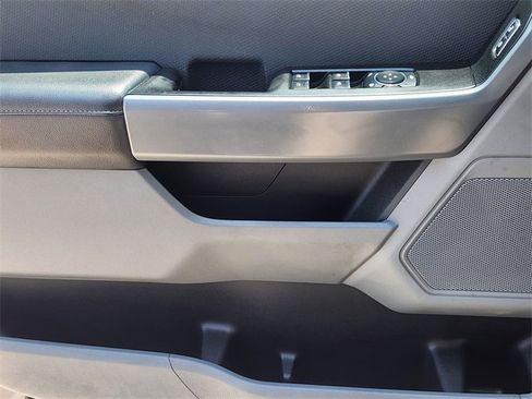 Used 2023 Ford F150 XLT image 23