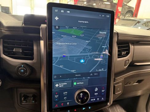 Used 2024 Ford Expedition Max Platinum image 38