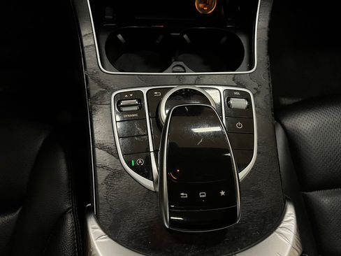Used 2016 Mercedes-Benz C 300 Sedan image 34