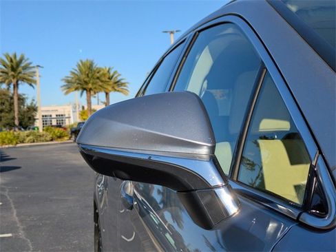 Certified 2022 Lexus RX 350L FWD w/ Premium Package image 12