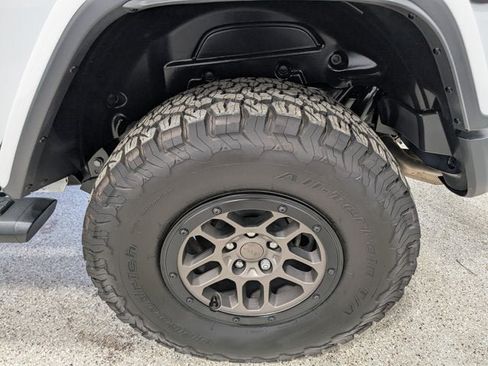 Used 2023 Jeep Wrangler Unlimited Rubicon 392 w/ Xtreme Recon 35" Tire Package AWD/4WD image 12