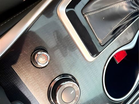 Used 2019 INFINITI QX60 Luxe w/ Essential Package image 31