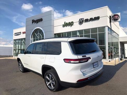 New 2025 Jeep Grand Cherokee L Limited w/ Luxury Tech Group II image 3